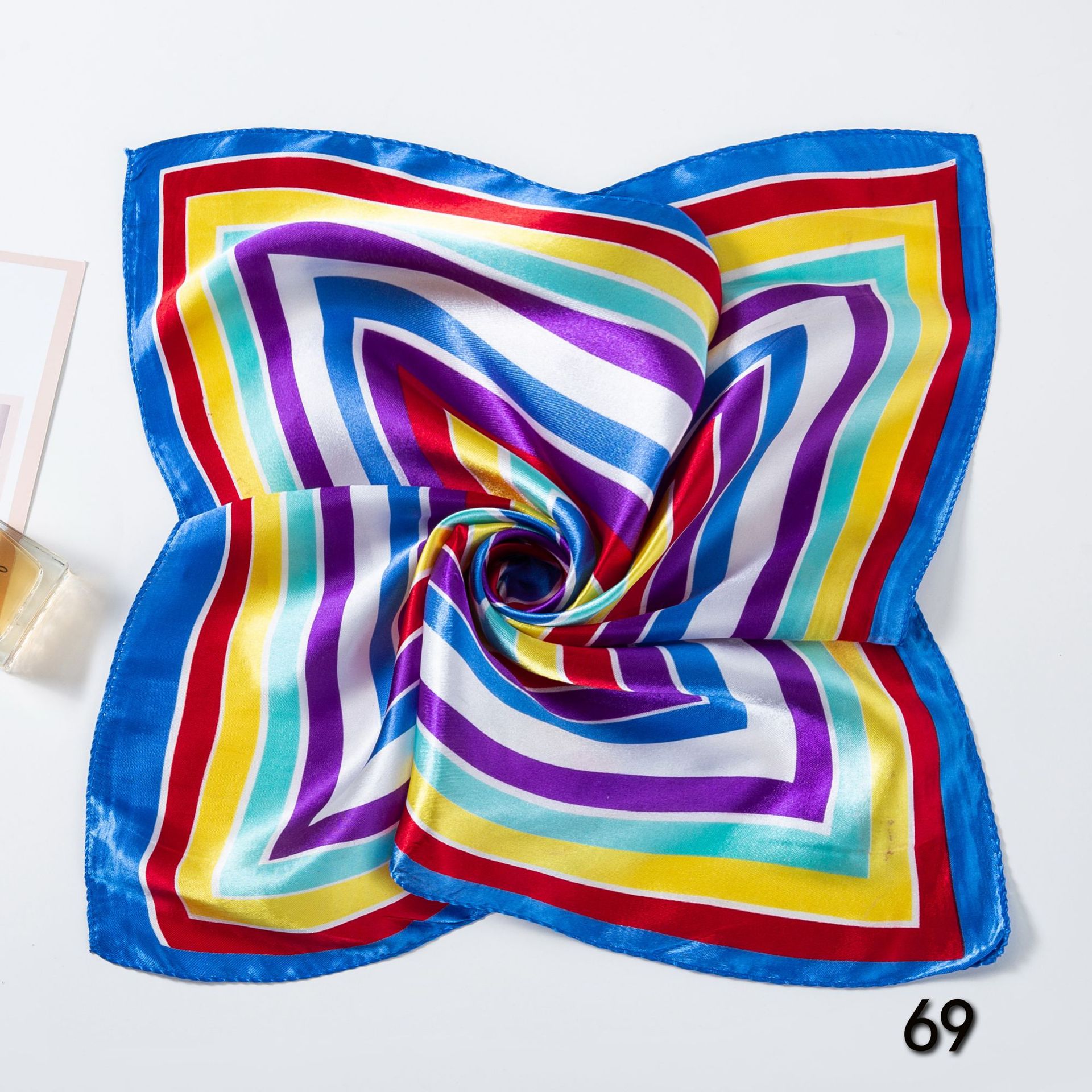 女性用スクエアシルクスカーフ,小さな首と頭のスカーフ,プリン - Silk Neck Scarf のレビューと価格