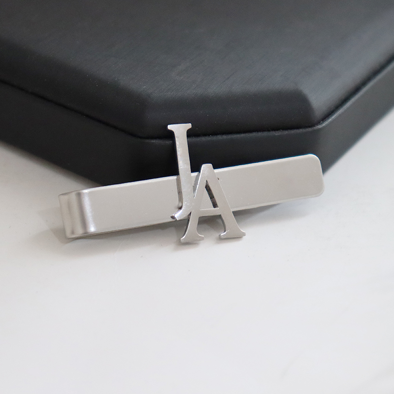 DIY 文字名パターン 4.8*0.8 センチメートルネクタ - Tie Clip Silver のレビューと価格